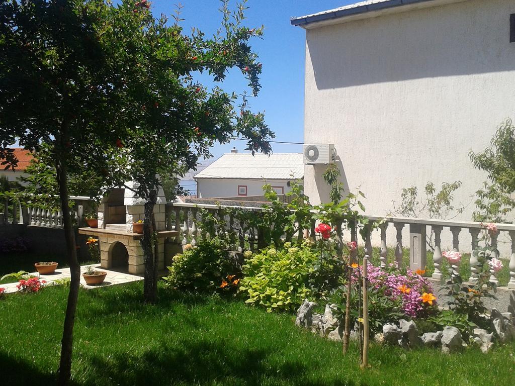 Apartment And Rooms Markovic Senj  Habitación foto