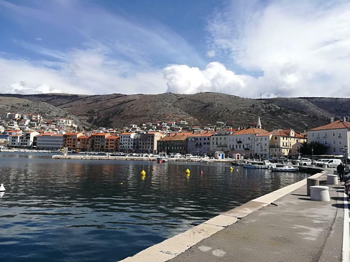 Apartment And Rooms Markovic Senj  Exterior foto